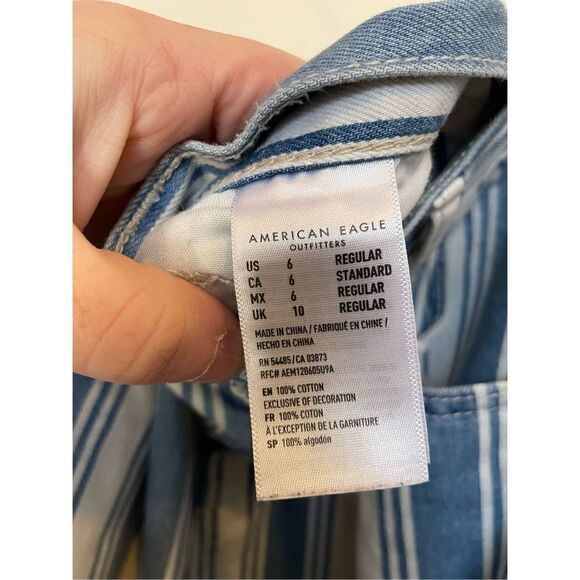 🔴 American Eagle blue and white striped mom jeans size size 6 - Picture 4 of 16